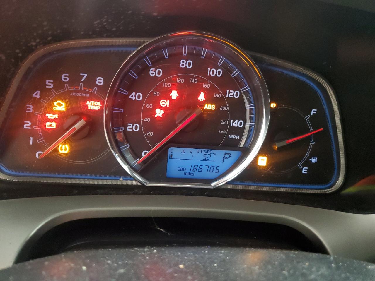 2013 Toyota RAV 4 - Image 9