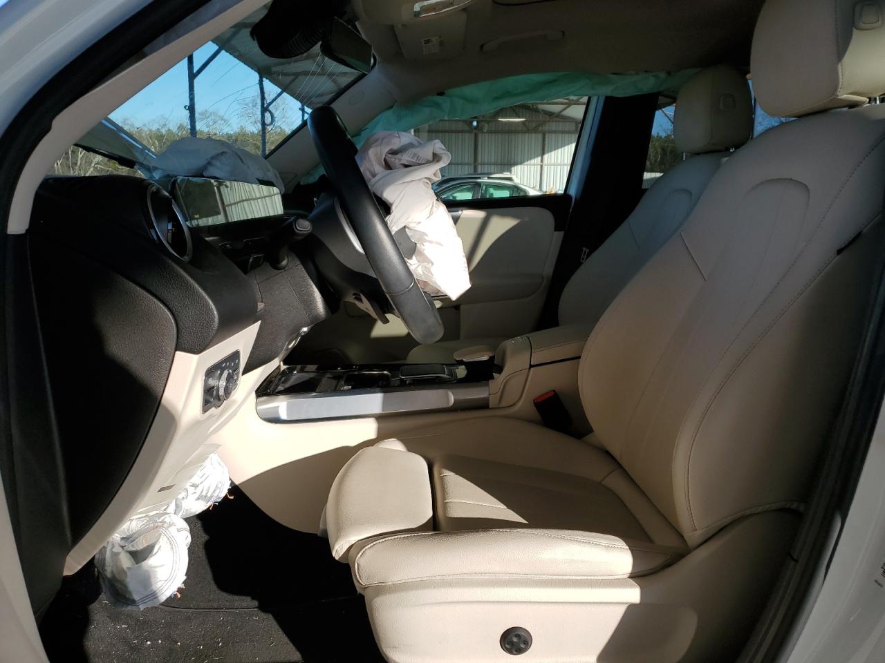 2021 Mercedes-Benz GLB - Image 7