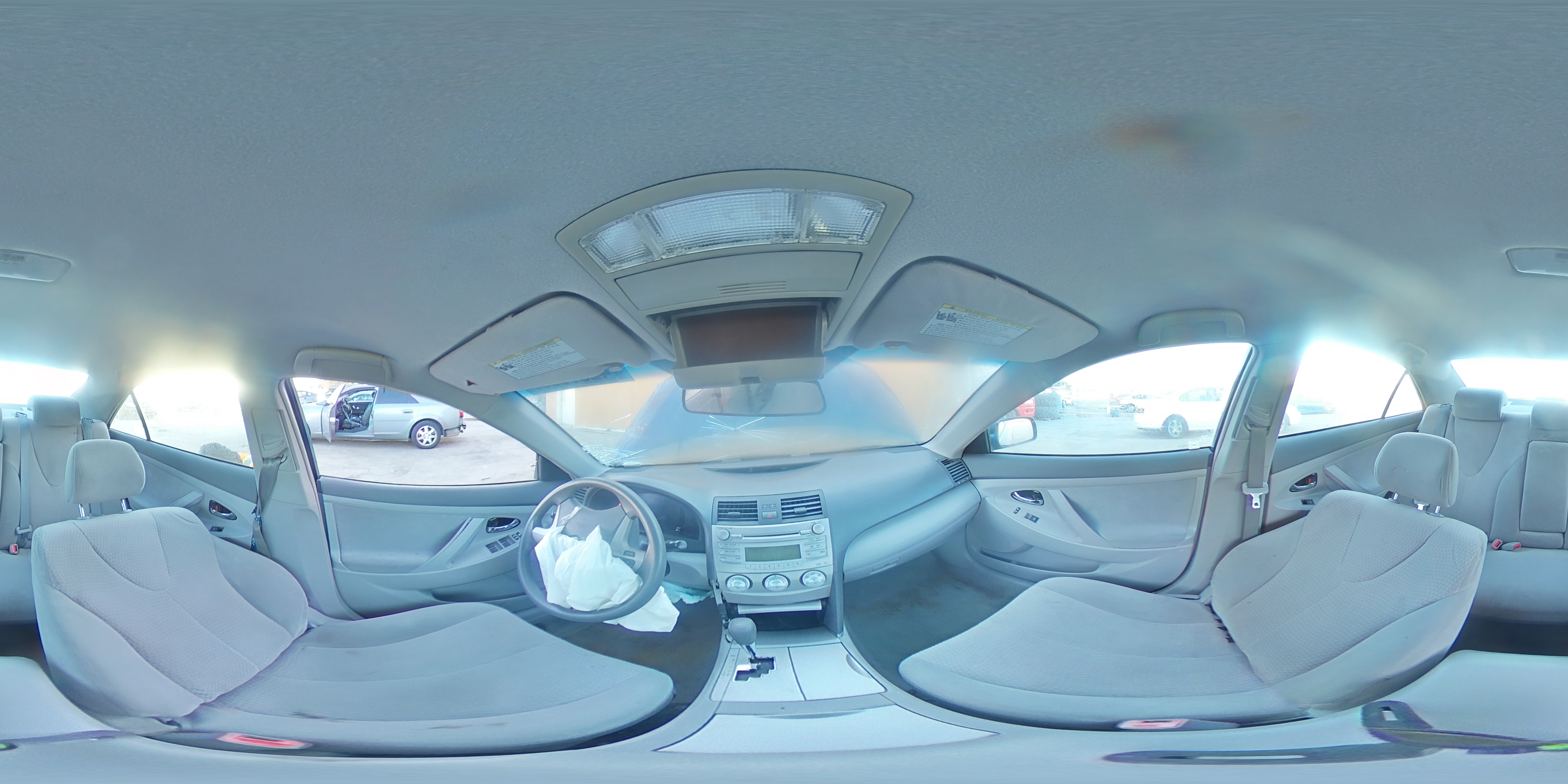 2011 Toyota Camry - Image 13