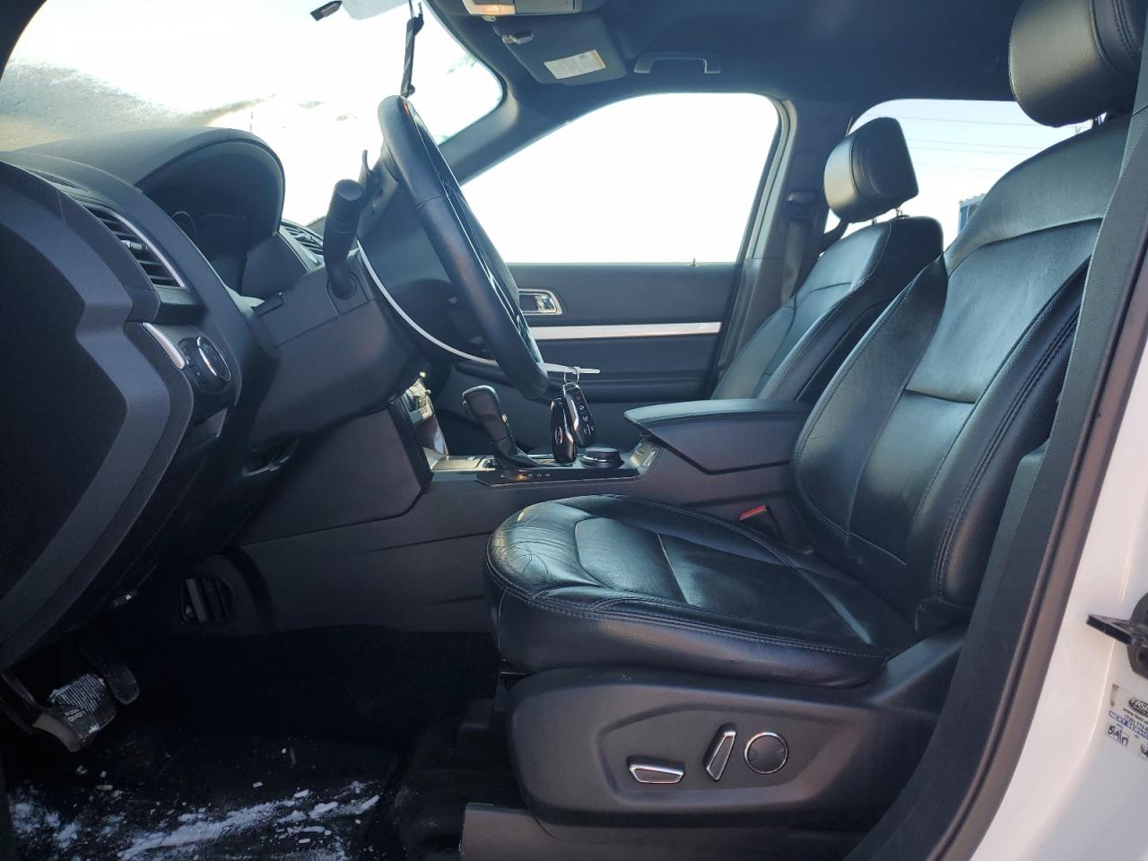 2017 Ford Explorer - Image 7