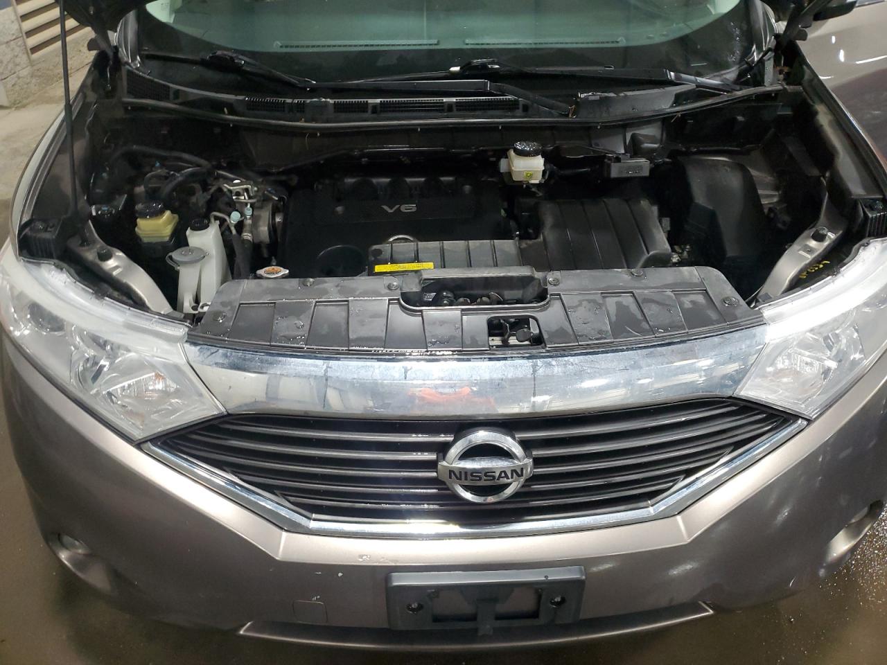 2015 Nissan Quest - Image 13