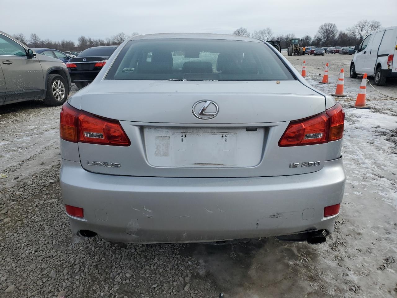 2006 Lexus IS - Image 6