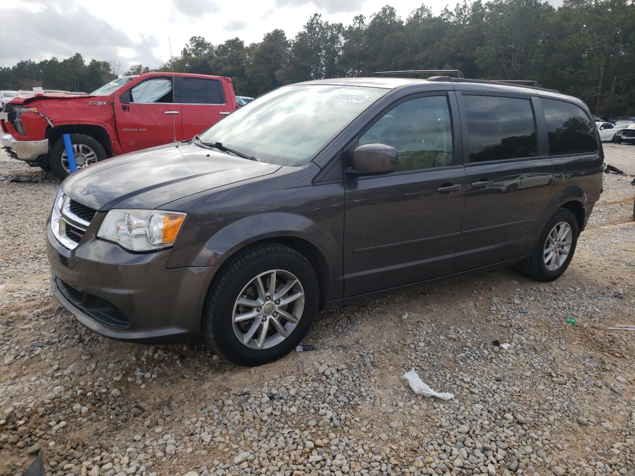 2015 Dodge Caravan - Image 1
