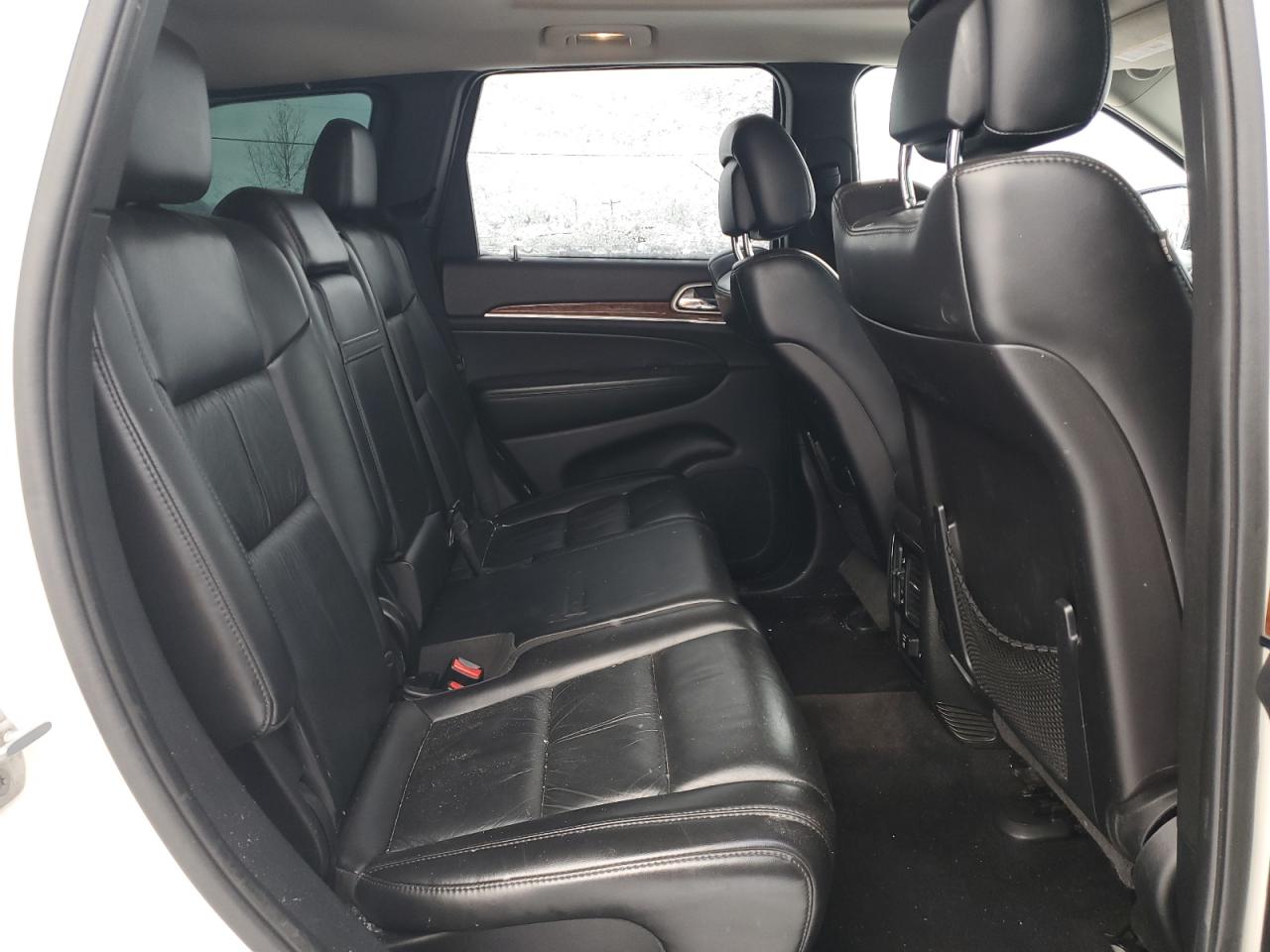 2011 Jeep Grand Cherokee - Image 11
