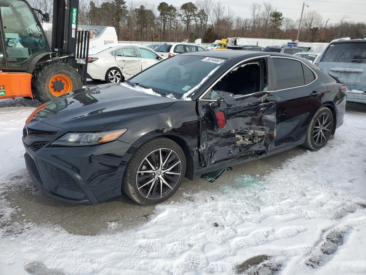 2022 Toyota Camry - Image 1