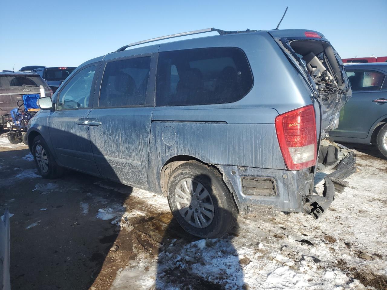 2012 Kia Sedona - Image 2