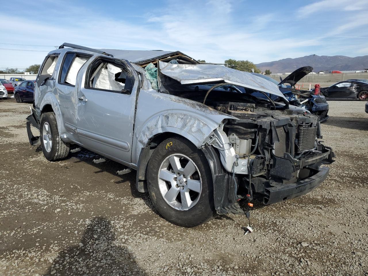 2011 Nissan Pathfinder - Image 4