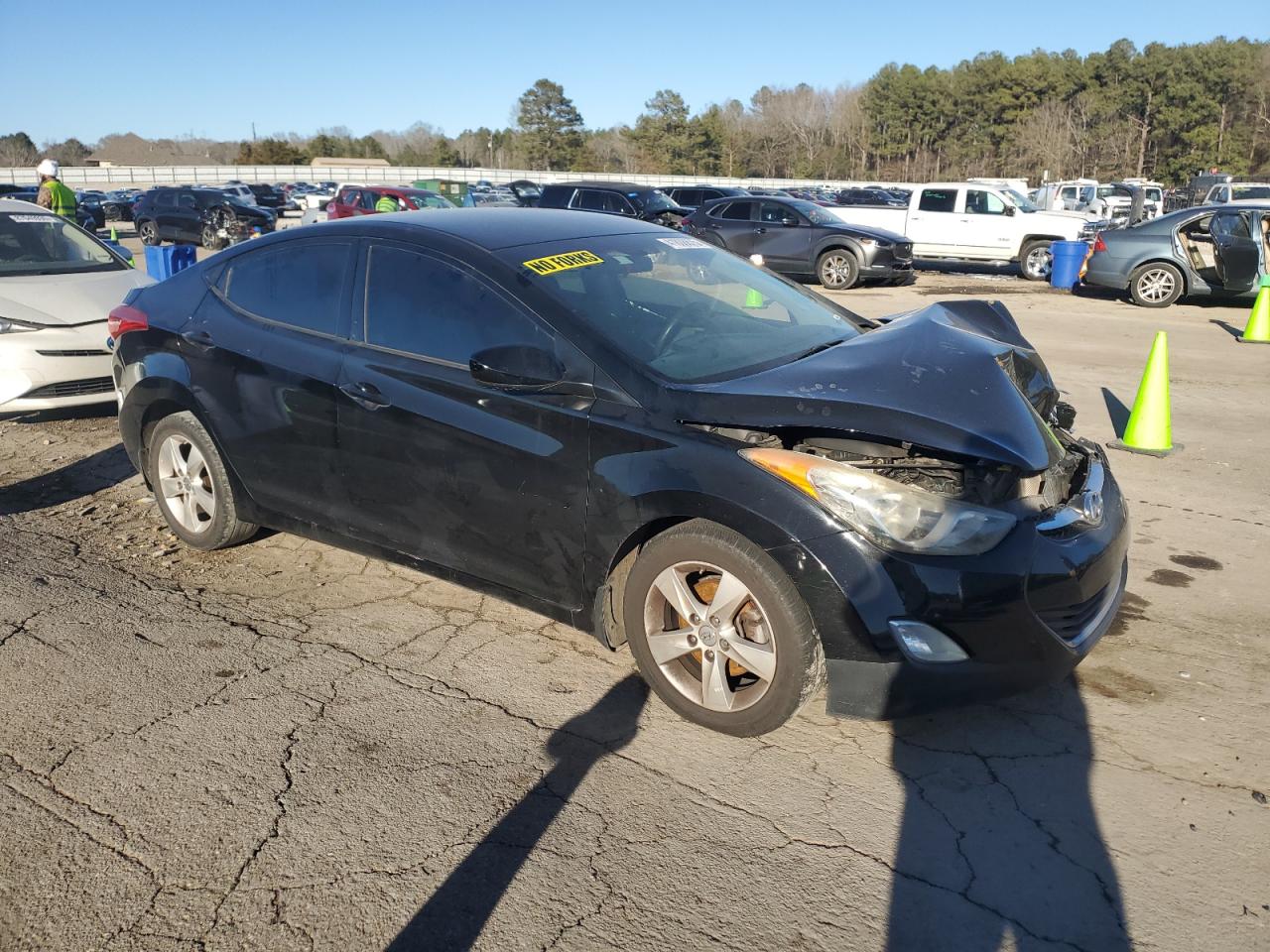 2013 Hyundai Elantra - Image 4
