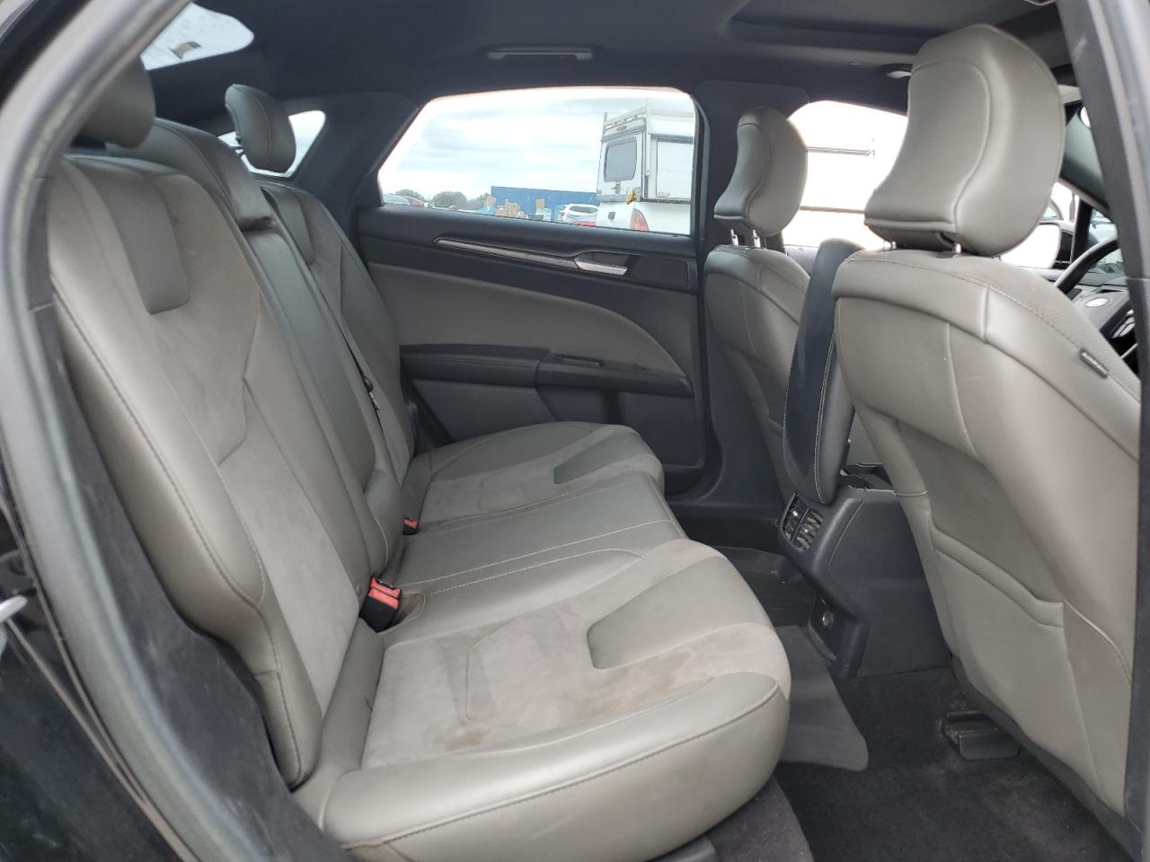 2017 Ford Fusion - Image 10