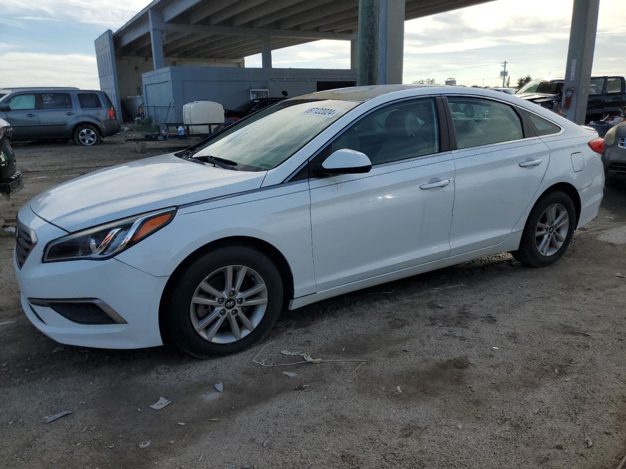 VIN 5NPE24AF6GH417078 2016 HYUNDAI SONATA no.1