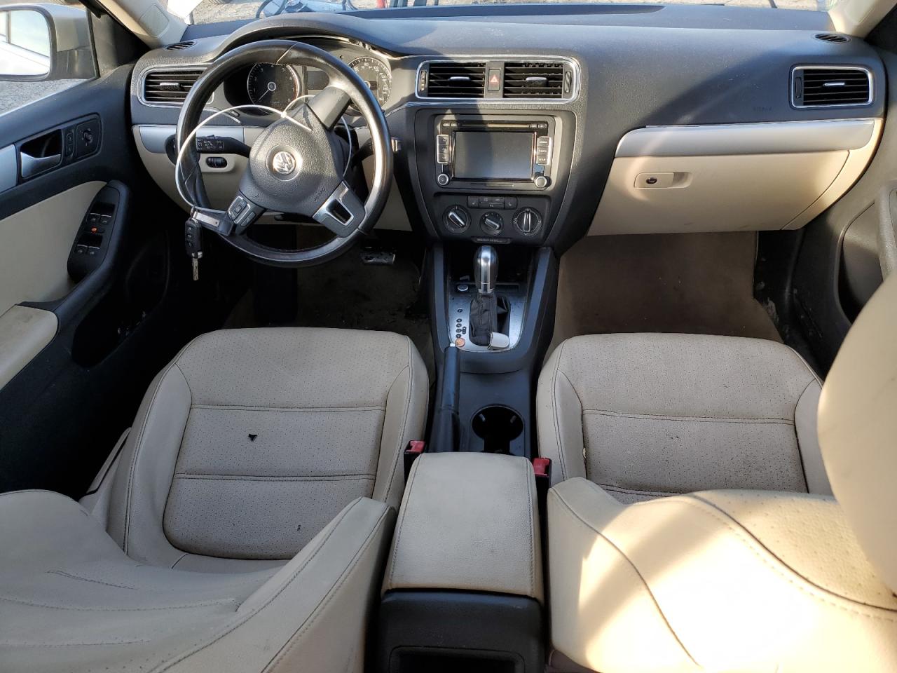 2014 Volkswagen Jetta - Image 8