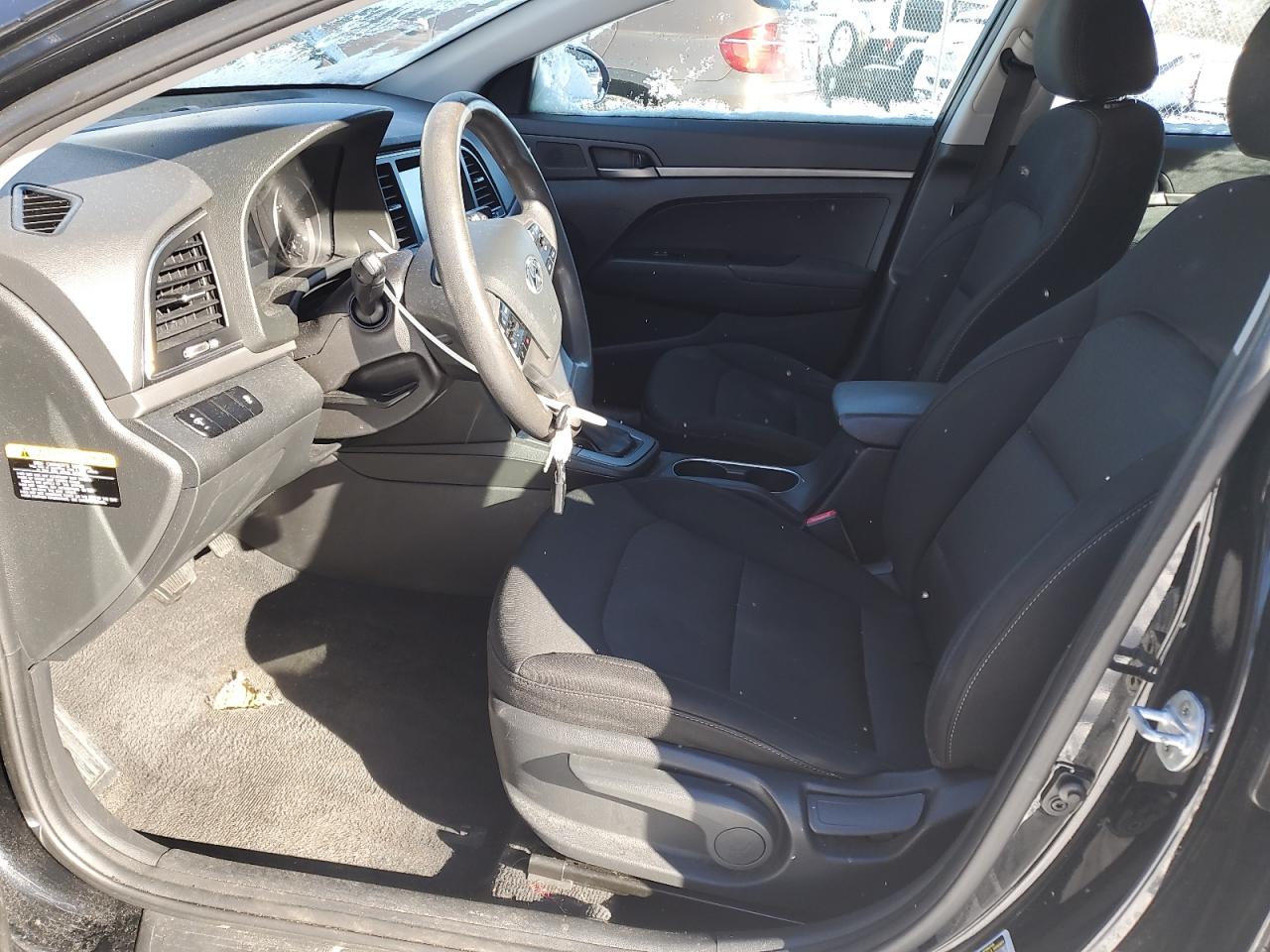 2018 Hyundai Elantra - Image 7