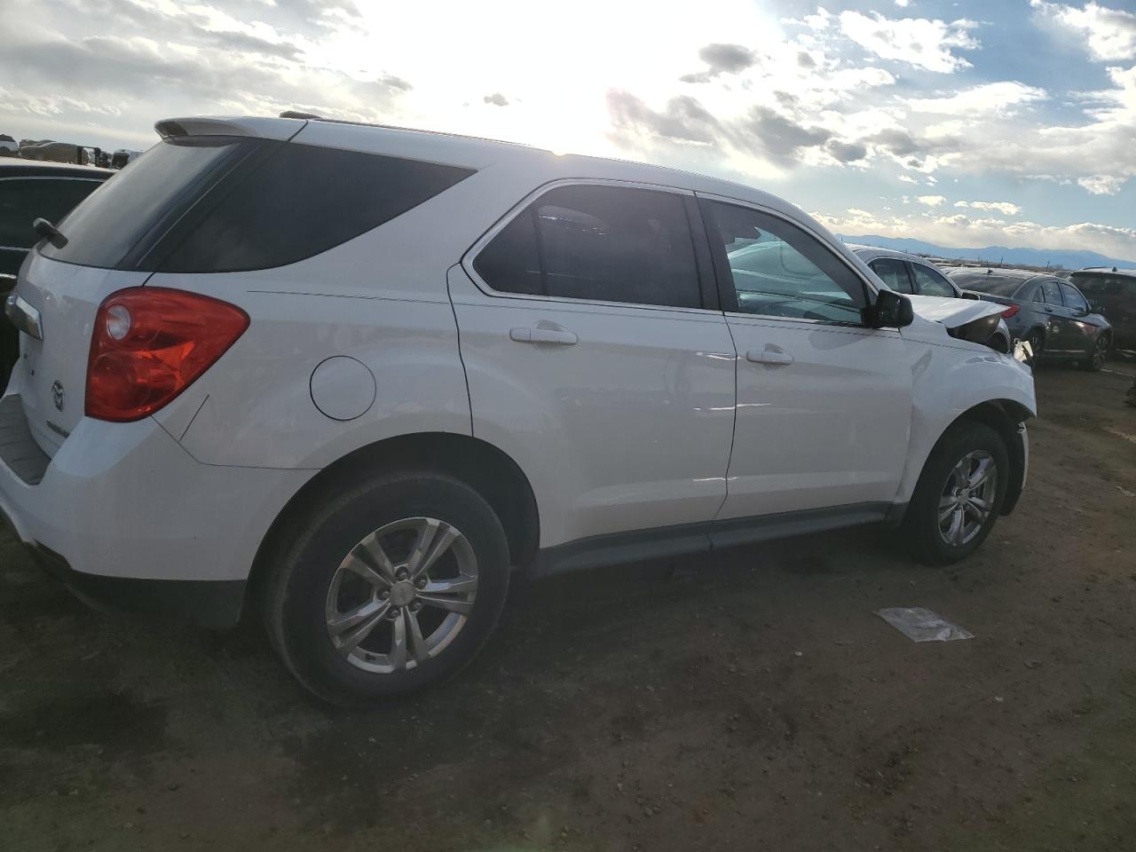 2015 Chevrolet Equinox - Image 3