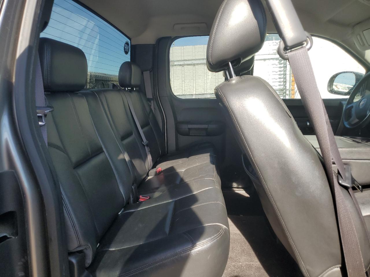 2012 GMC Sierra - Image 10