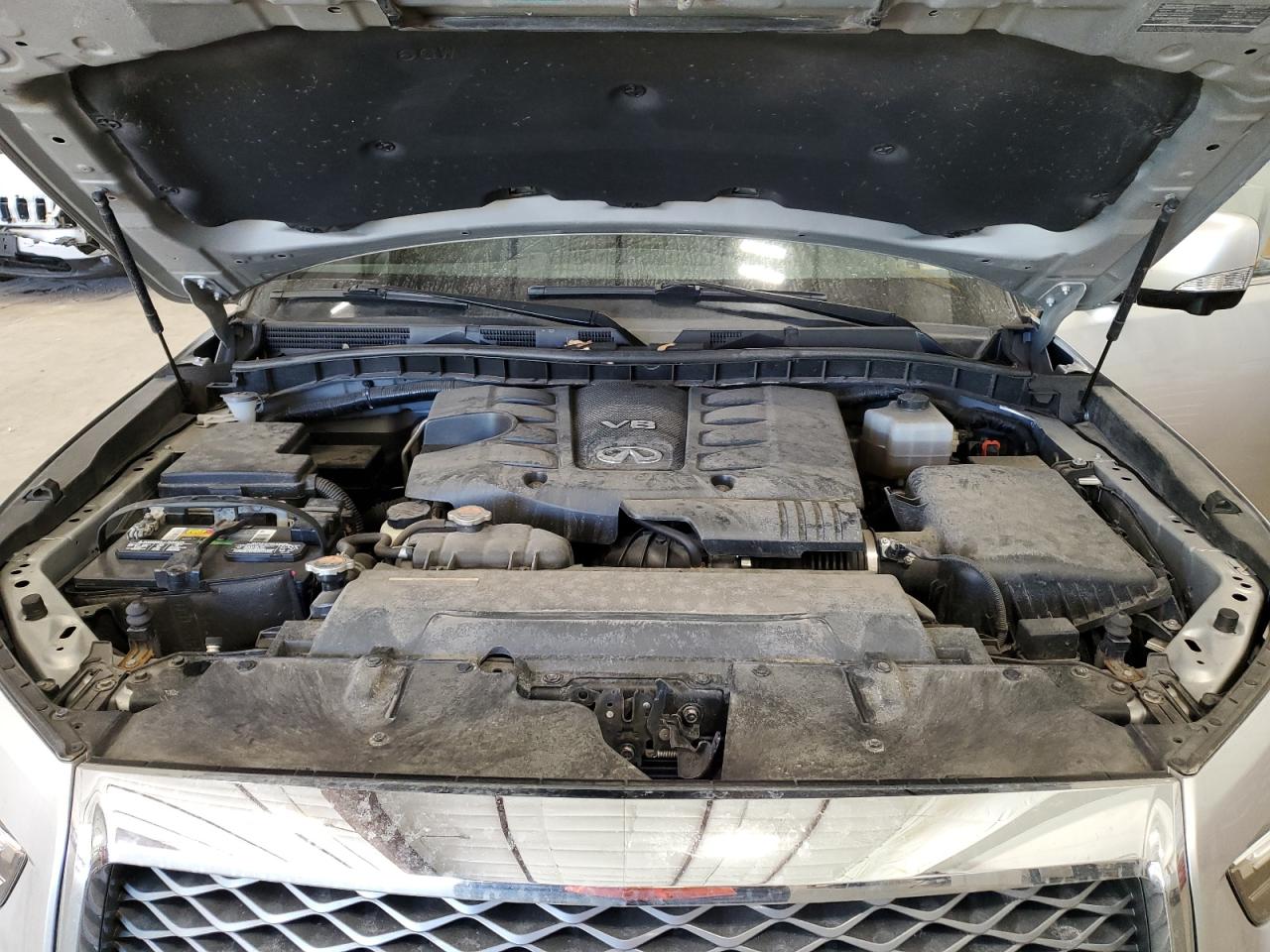 2019 Infiniti QX80 - Image 12