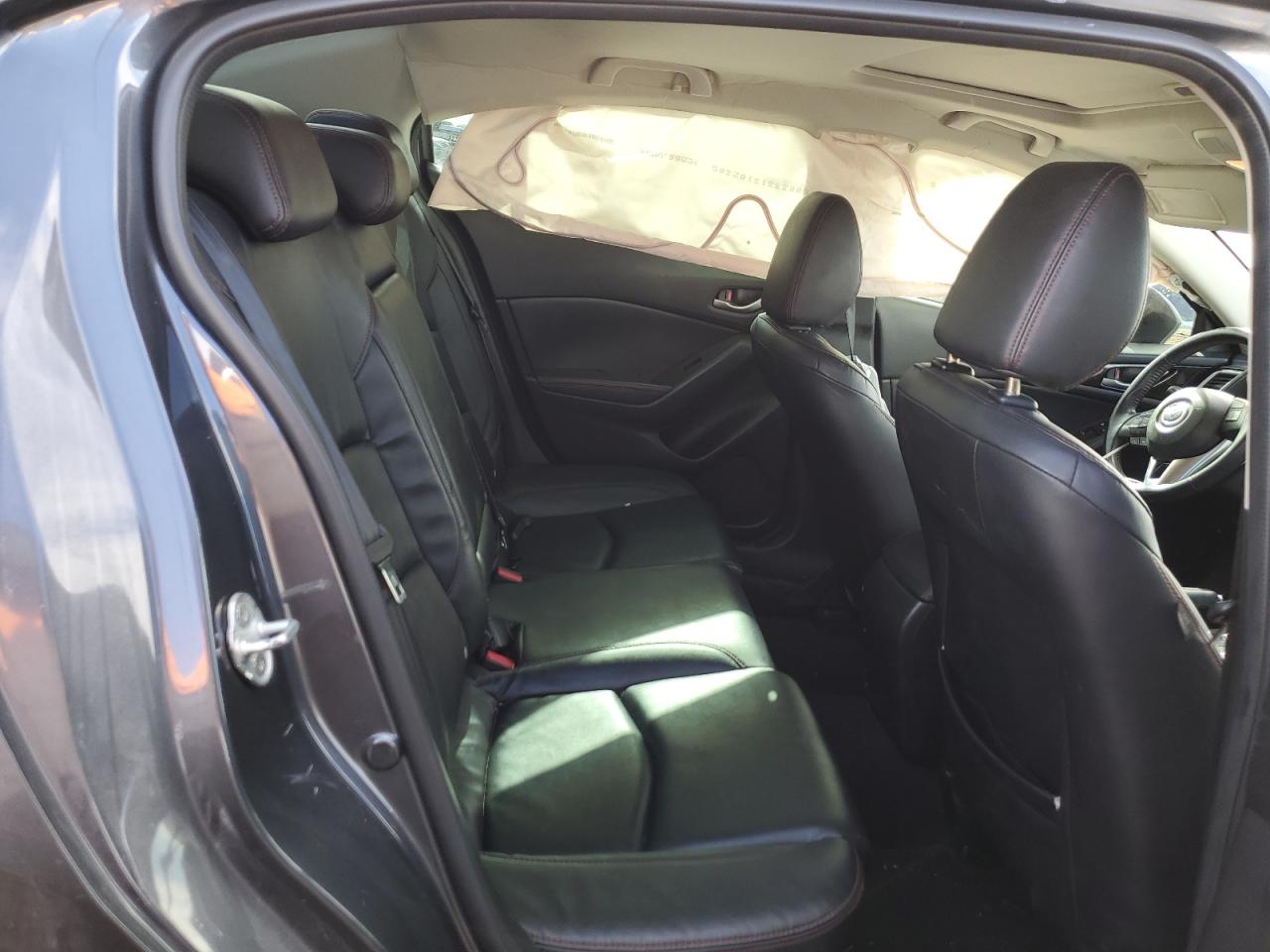 2014 Mazda 3 - Image 10