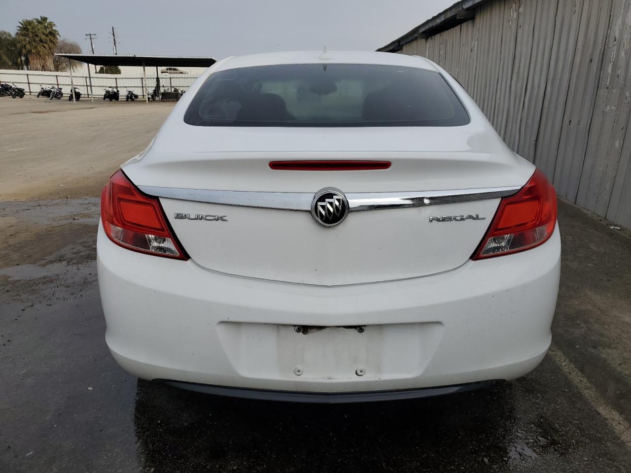 2012 Buick Regal - Image 6