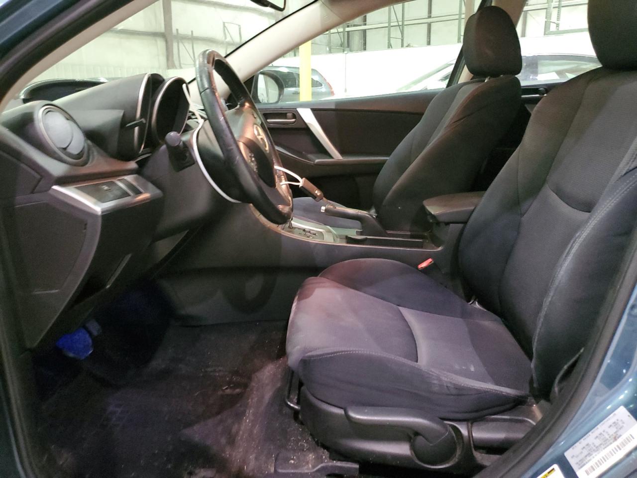 2010 Mazda 3 - Image 7