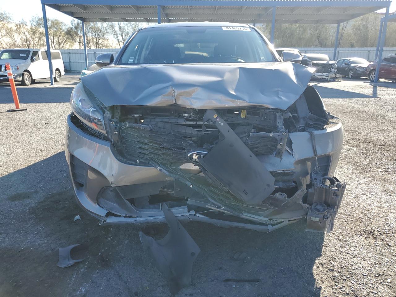2019 Kia Sorento - Image 5