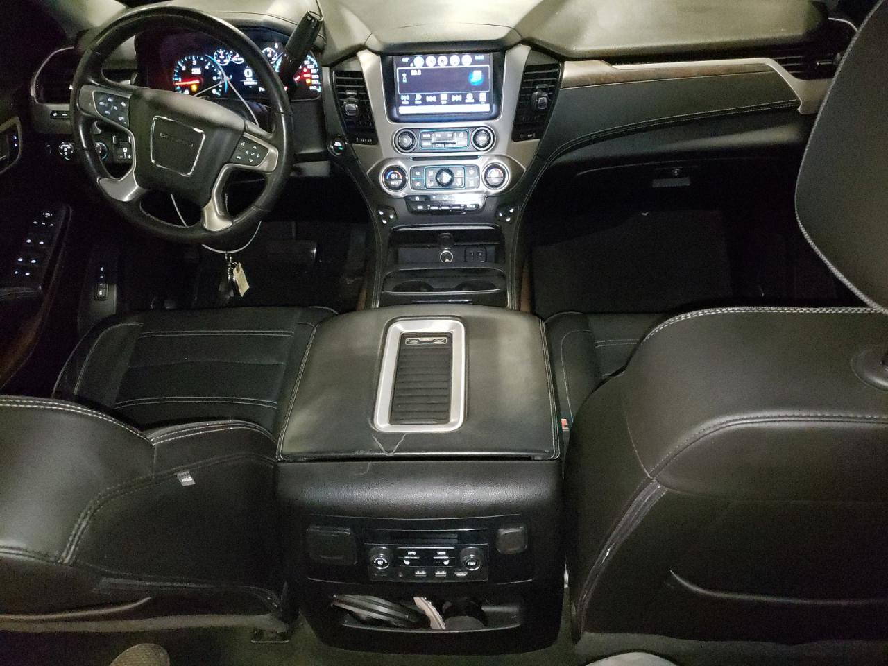 2018 GMC Yukon - Image 8