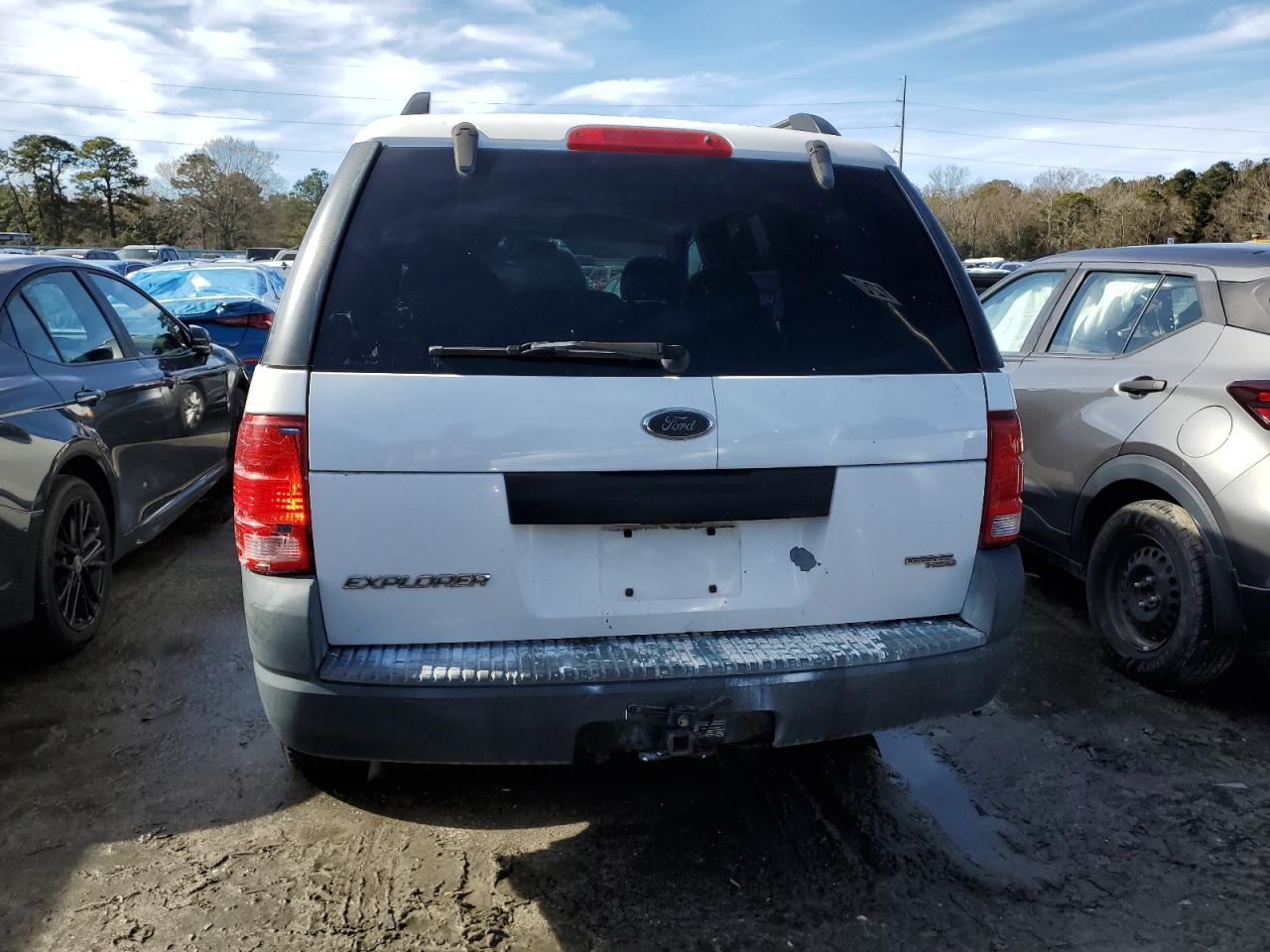 2005 Ford Explorer - Image 6