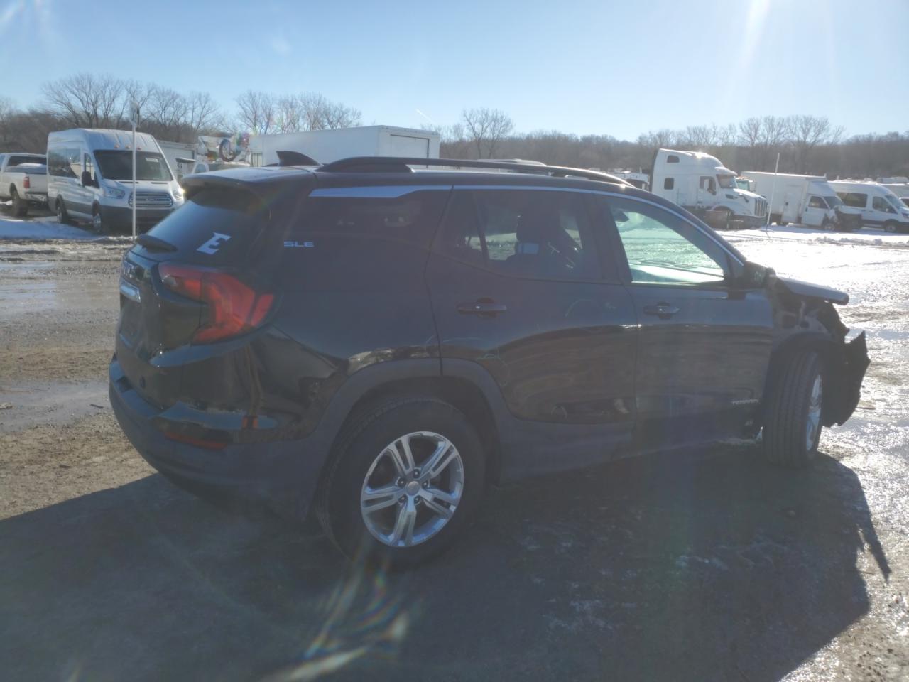 2018 GMC Terrain - Image 3