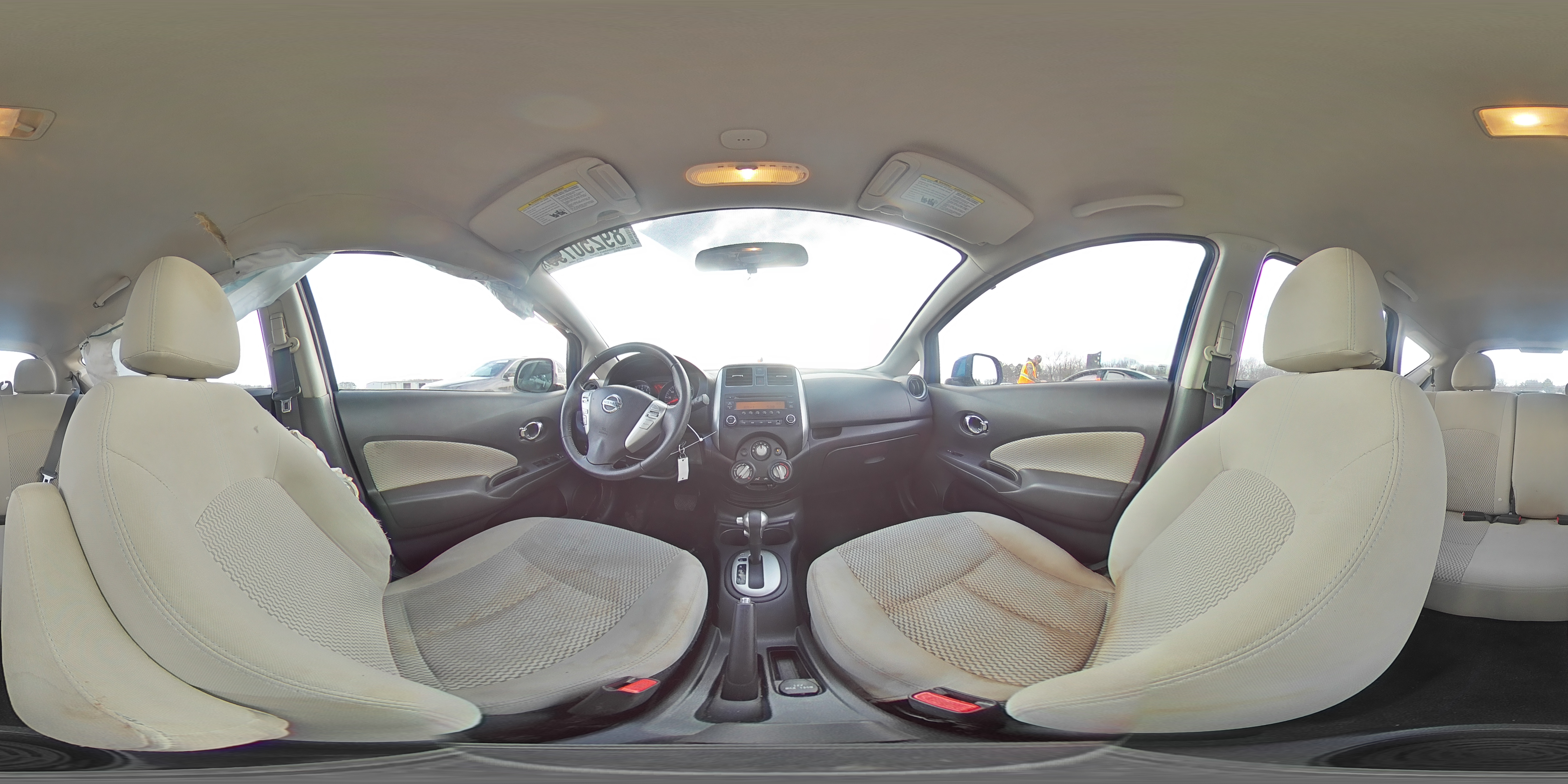 2014 Nissan Versa - Image 13