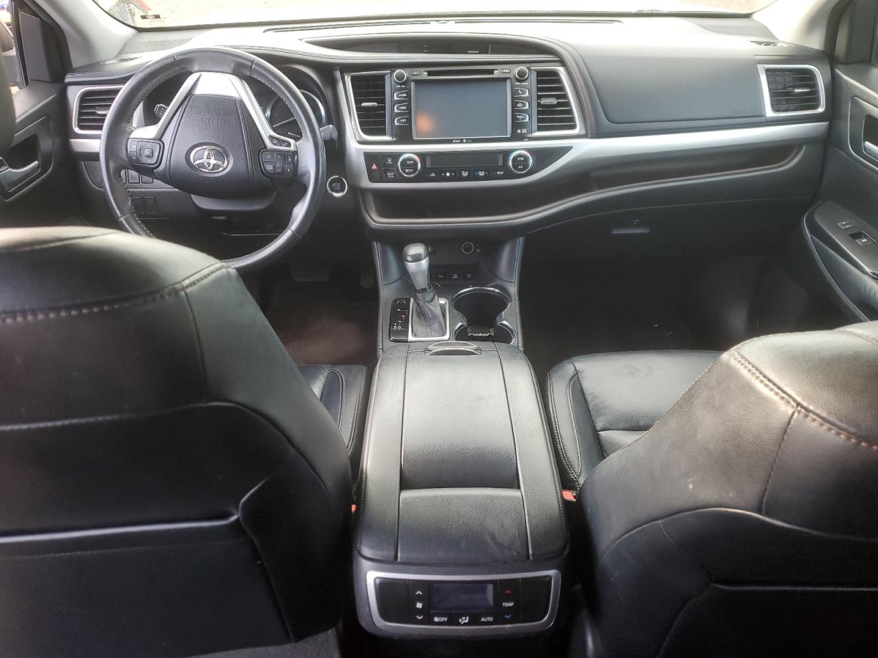 2014 Toyota Highlander - Image 8
