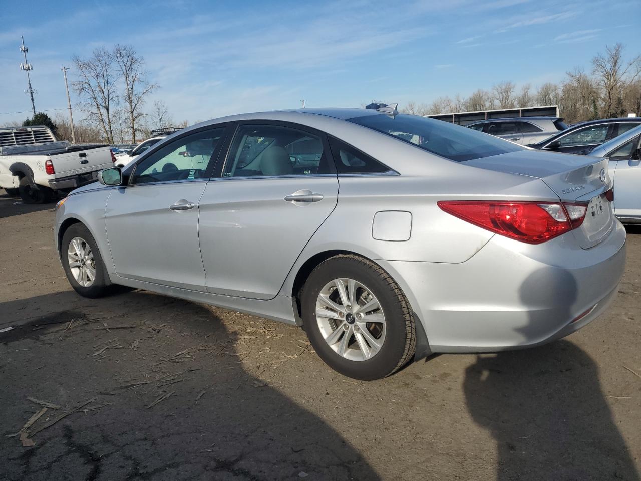 2013 Hyundai Sonata - Image 2