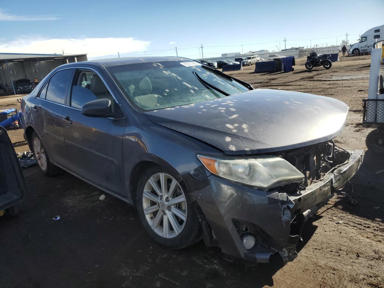 2014 Toyota Camry - Image 4