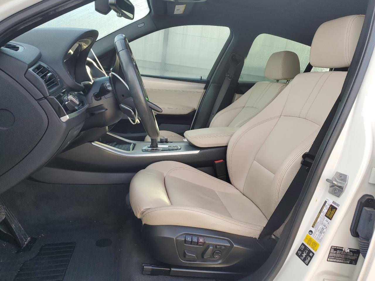 2017 BMW X4 - Image 7