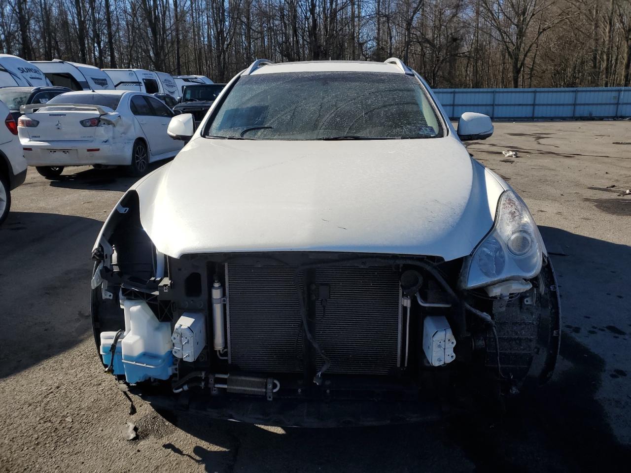 2017 Infiniti QX50 - Image 5