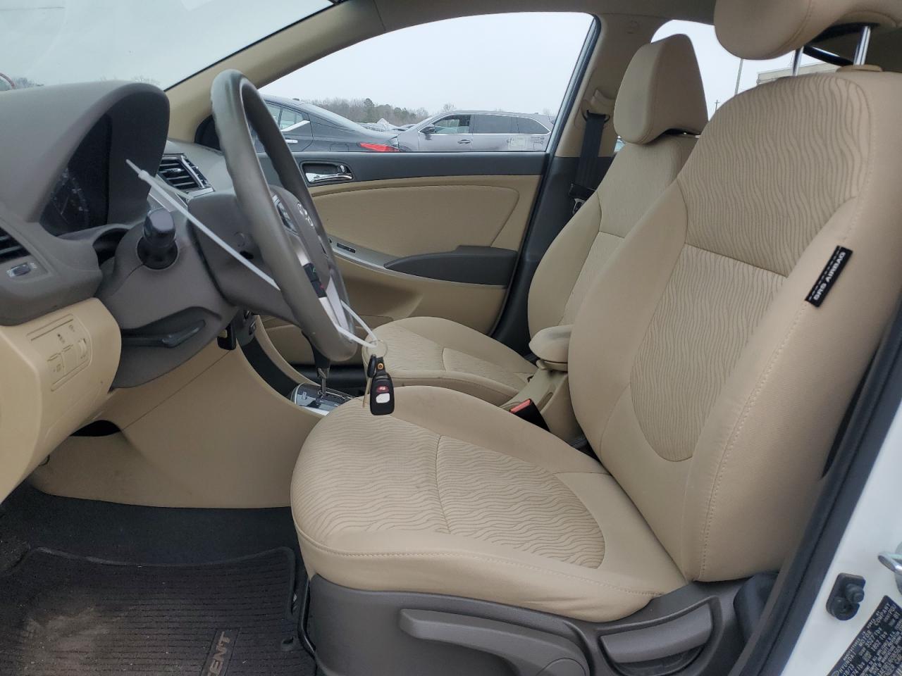2014 Hyundai Accent - Image 7