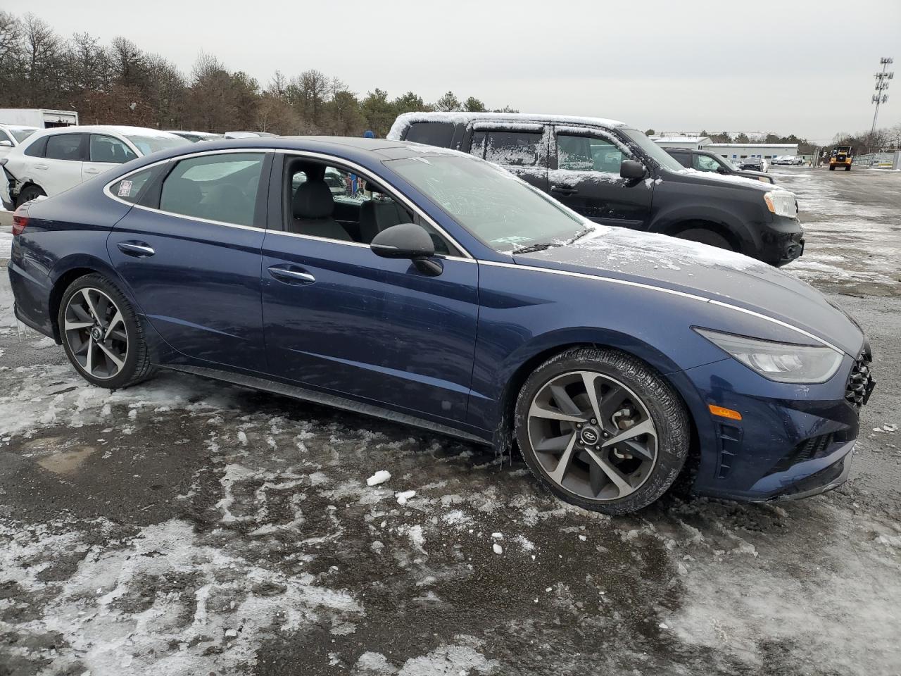 2021 Hyundai Sonata - Image 4