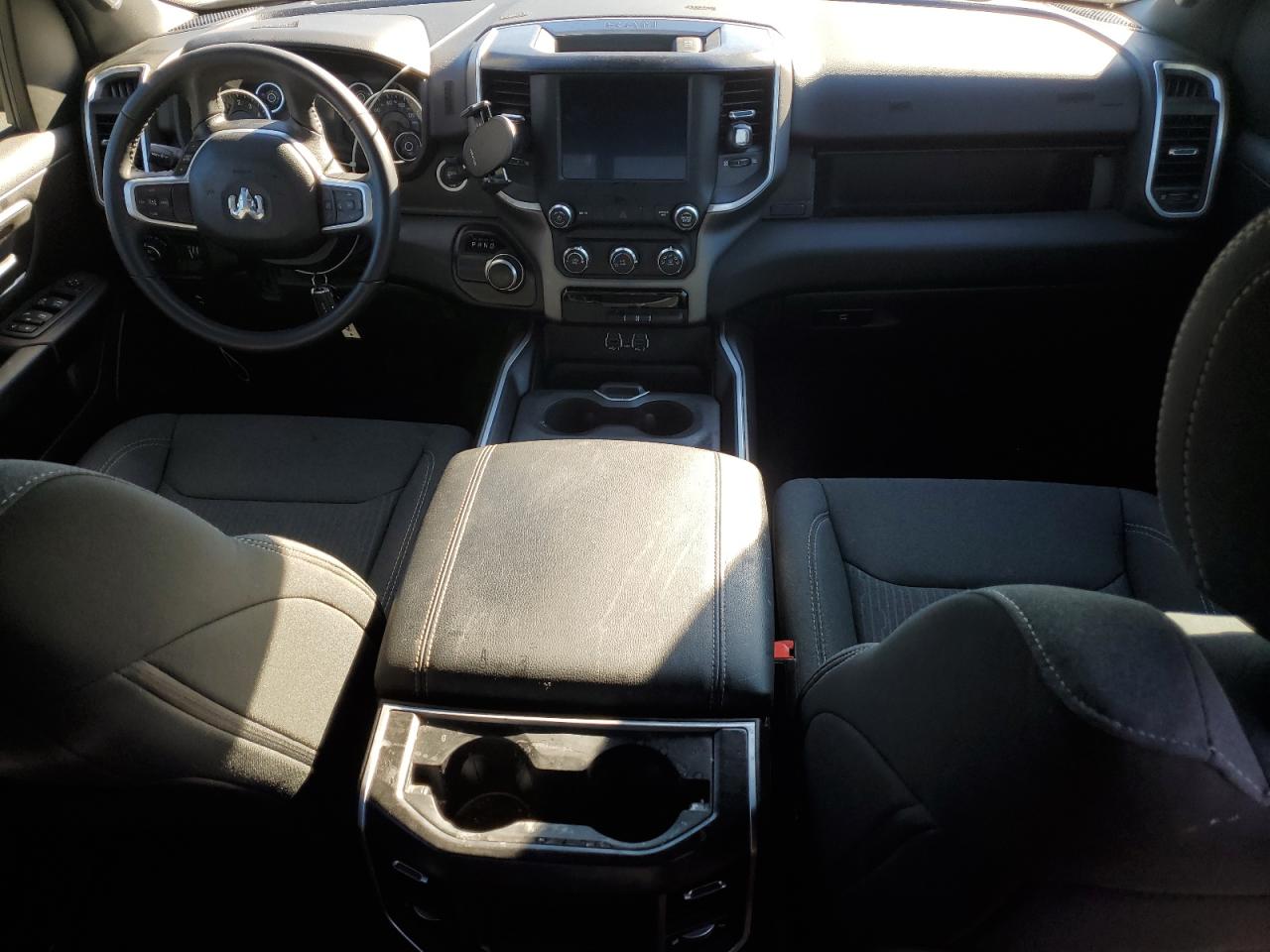 2022 RAM 1500 - Image 8