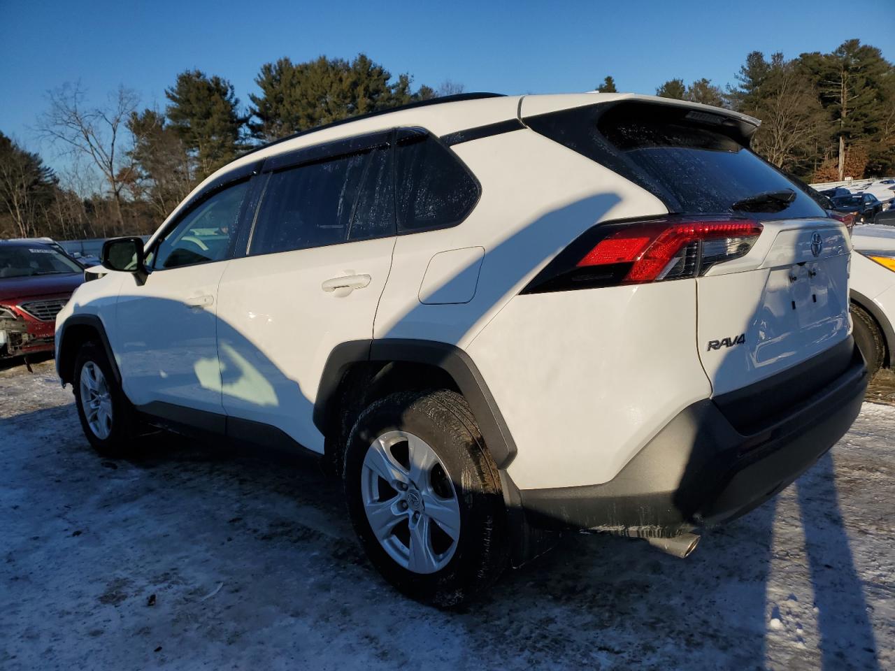 2019 Toyota RAV 4 - Image 2