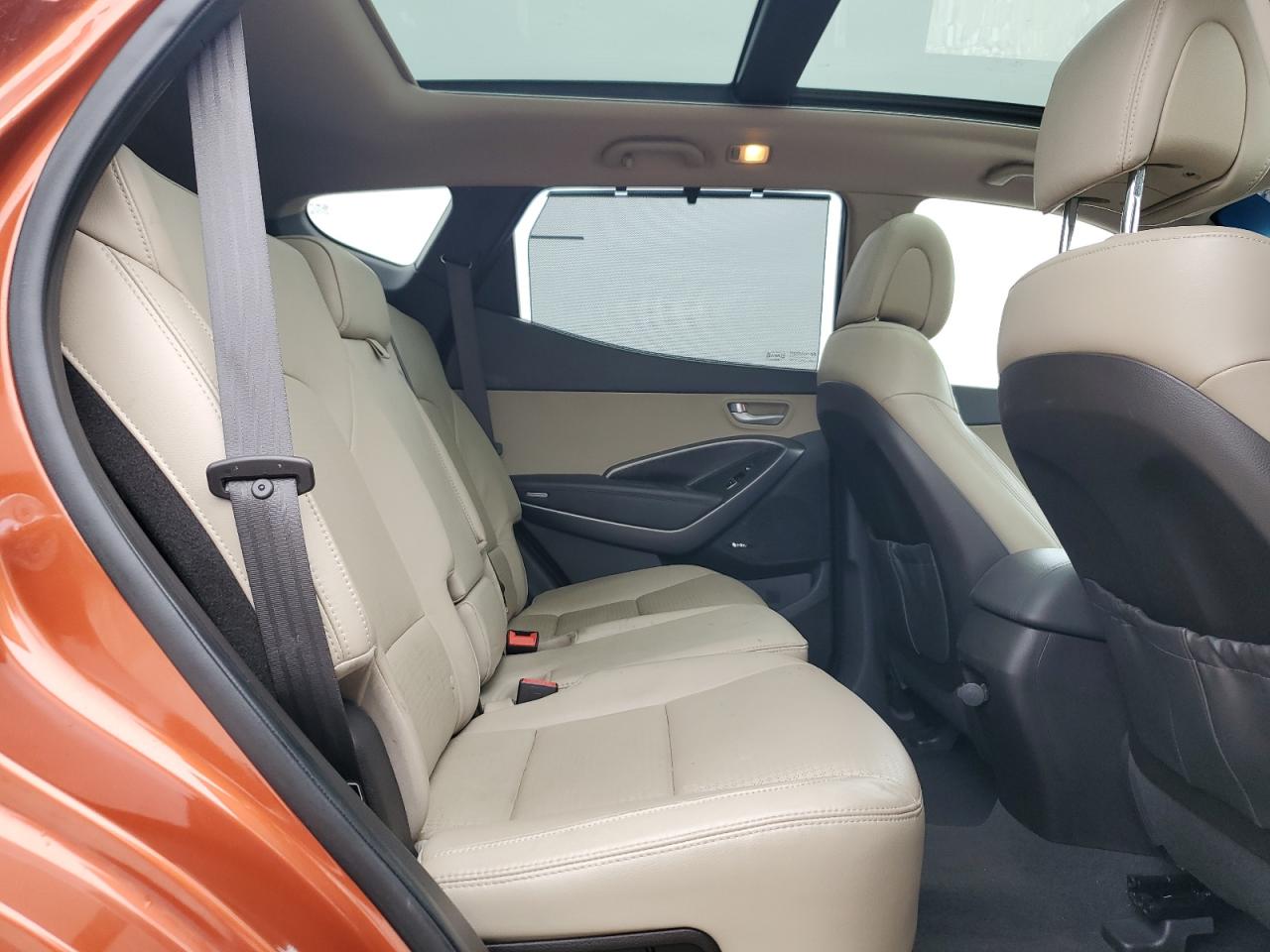 2013 Hyundai Santa Fe - Image 11