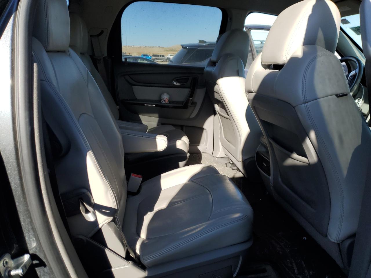 2013 GMC Acadia - Image 10