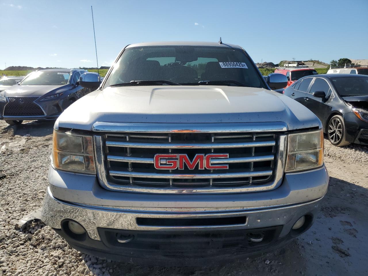 2010 GMC Sierra - Image 5