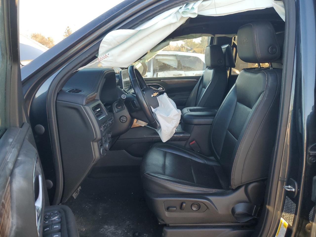 2021 Chevrolet Suburban - Image 7