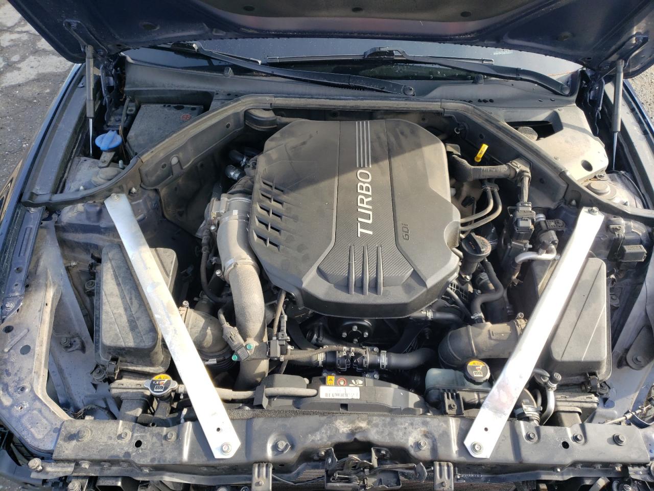 2019 Genesis G70 - Image 11