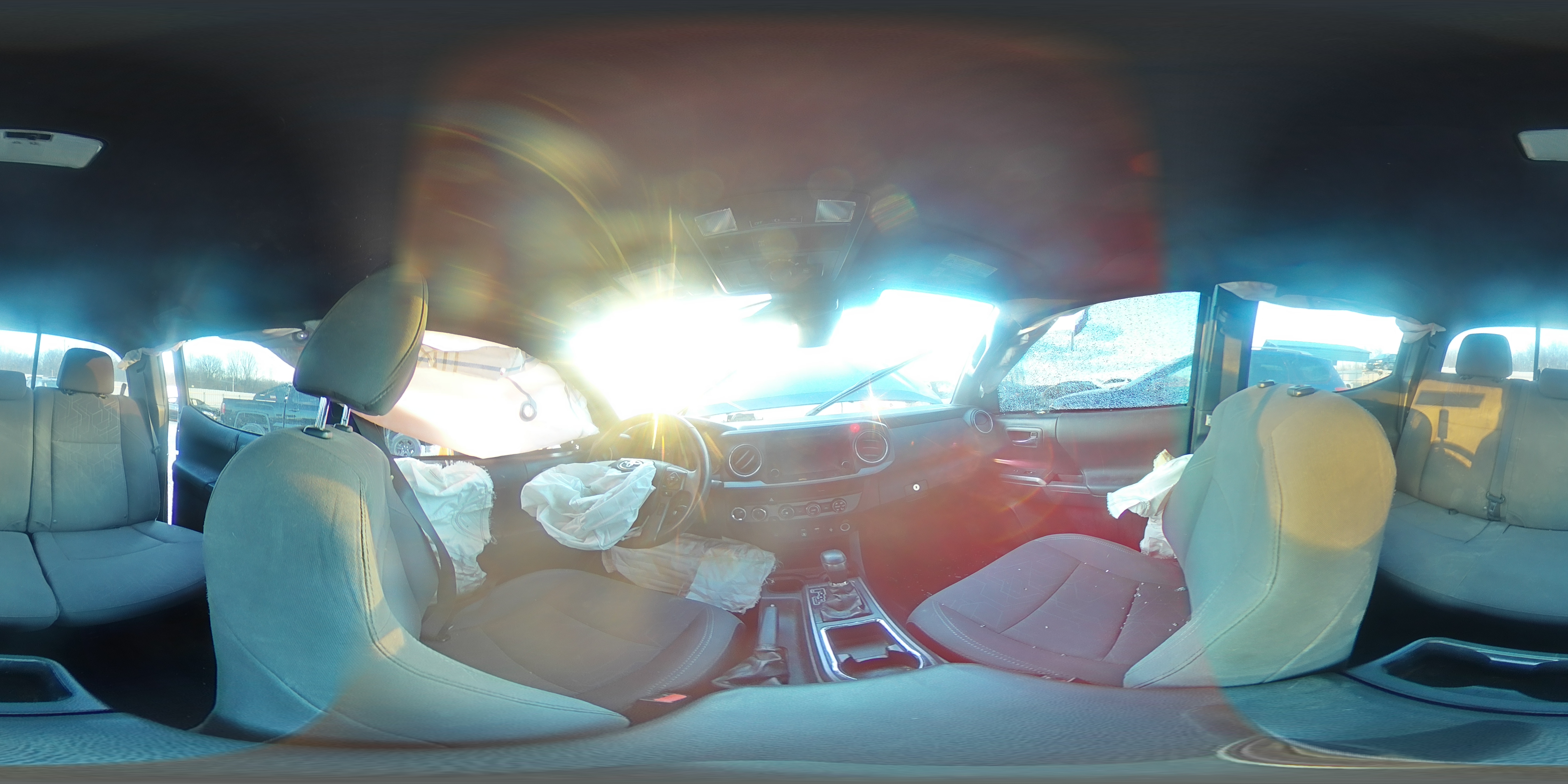 2018 Toyota Tacoma - Image 14