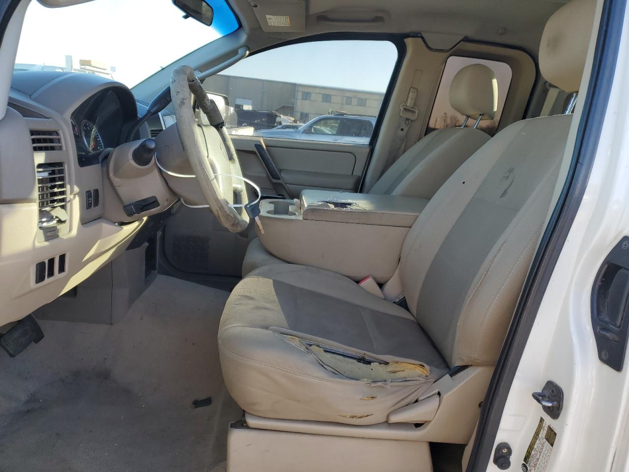 2008 Nissan Titan - Image 7