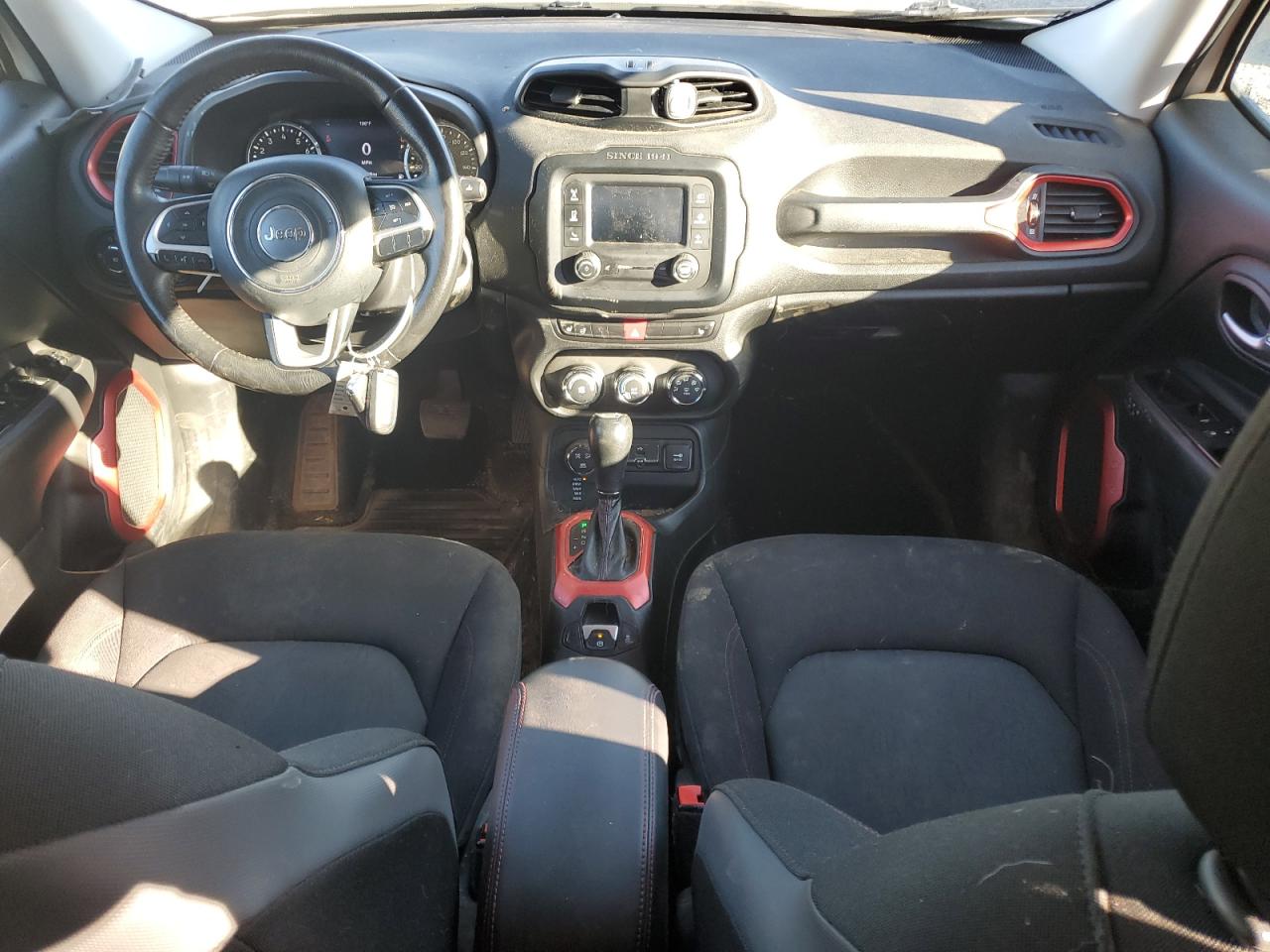 2015 Jeep Renegade - Image 8