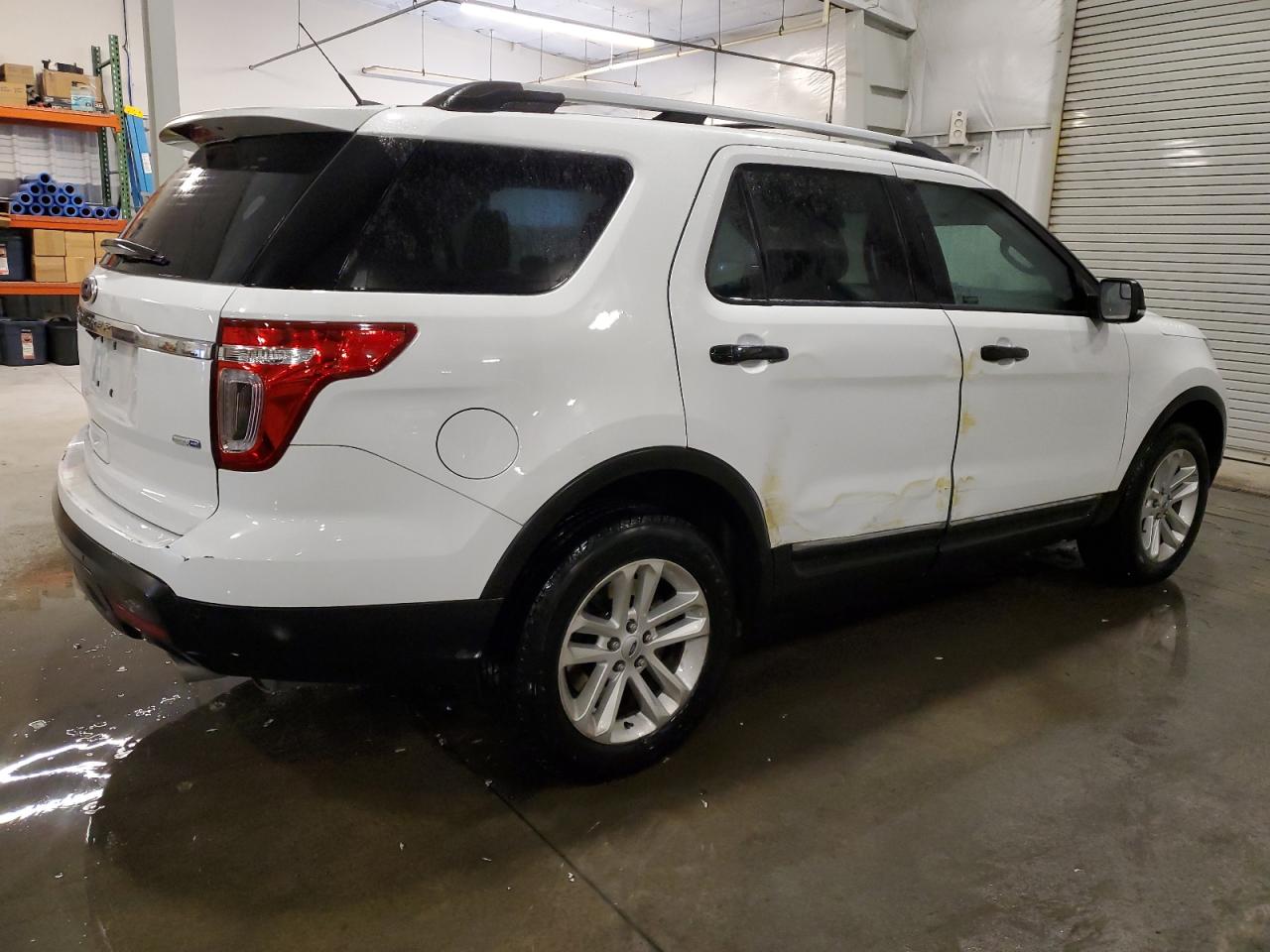 2014 Ford Explorer - Image 3