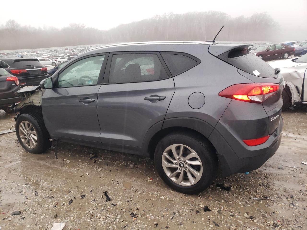 2017 Hyundai Tucson - Image 2
