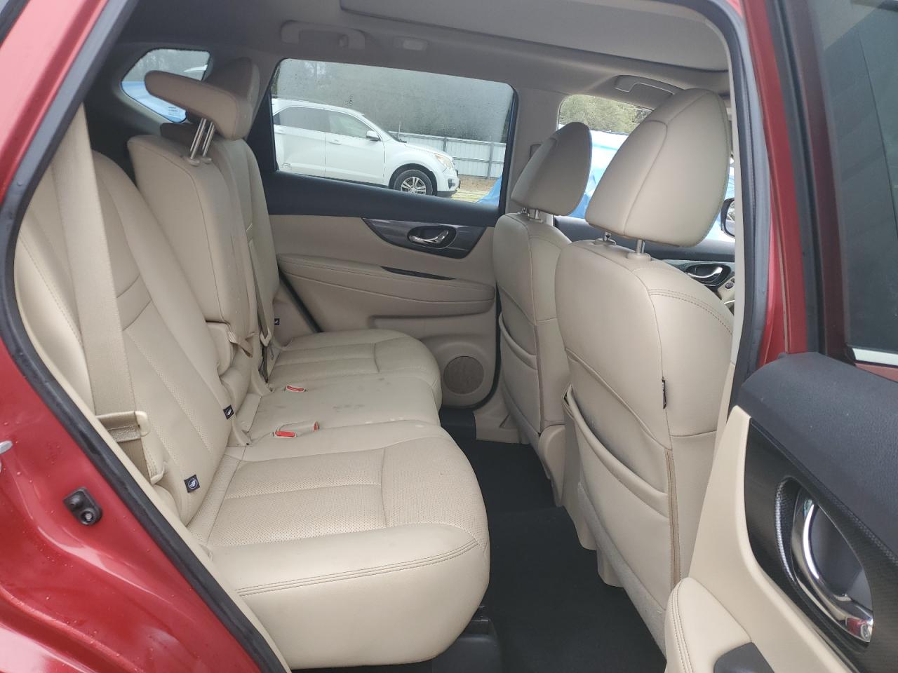 2016 Nissan Rogue - Image 10