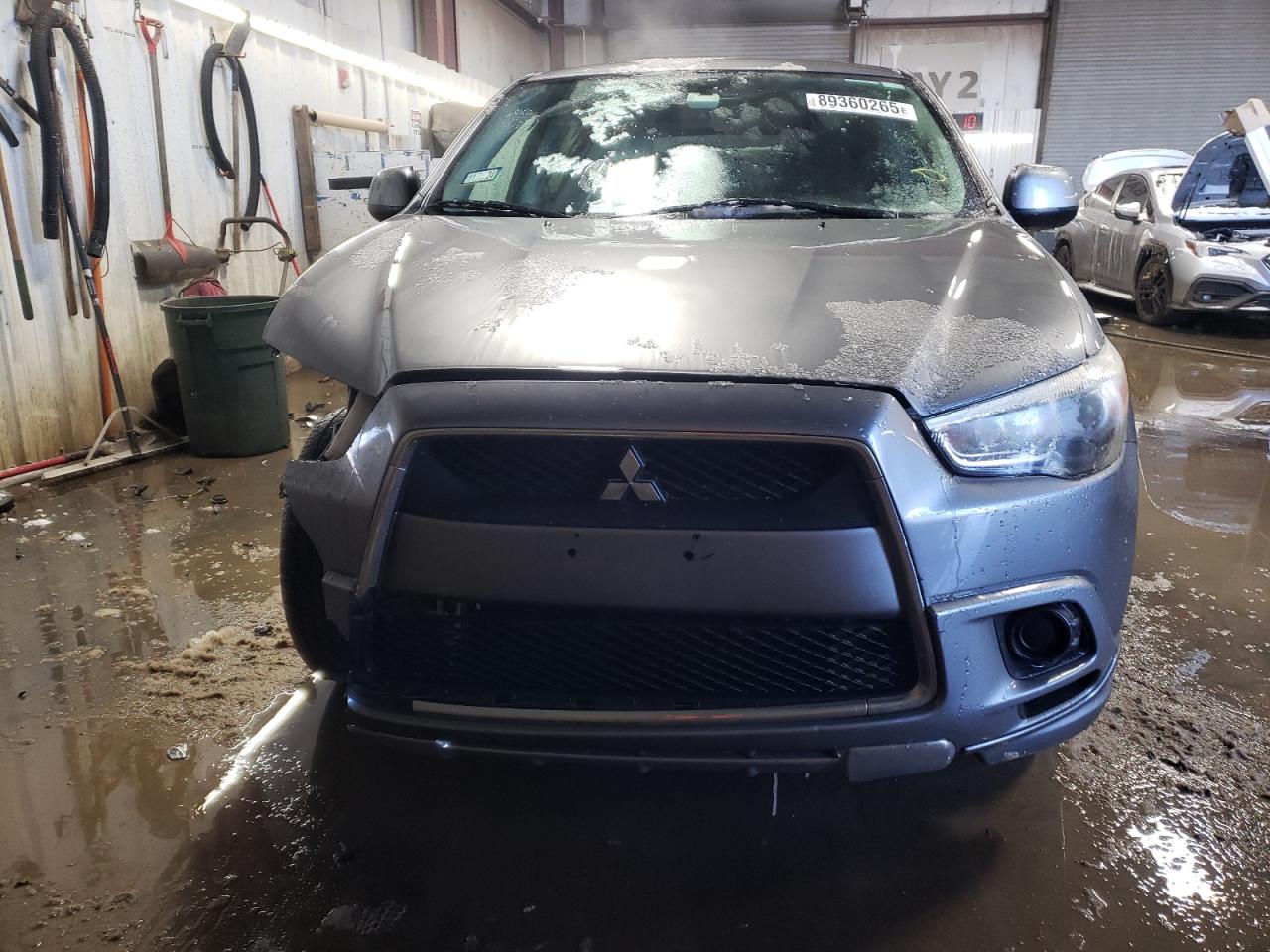 2011 Mitsubishi Outlander - Image 5