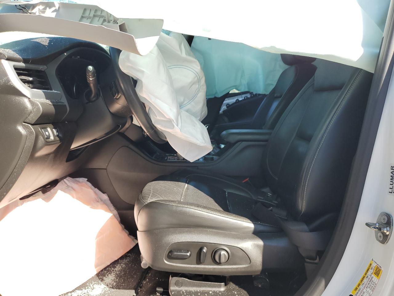 2017 GMC Acadia - Image 7