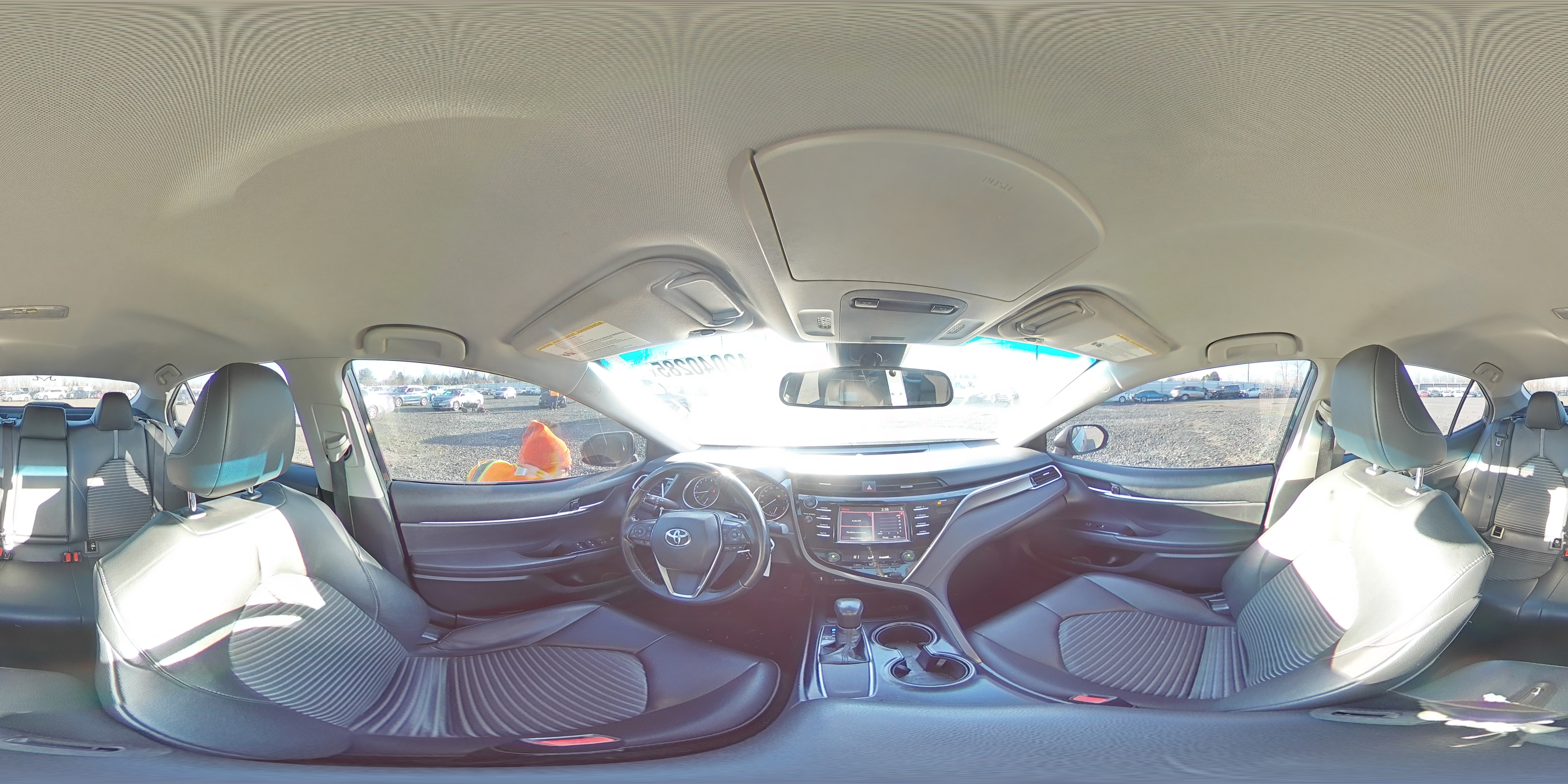 2018 Toyota Camry - Image 13